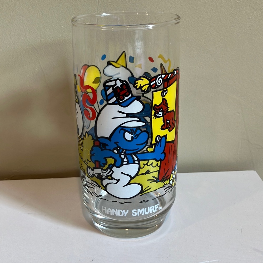 Vintage Handy Smurf glassware glasses